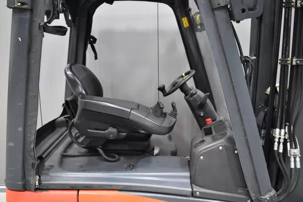 LINDE E 15 - 02