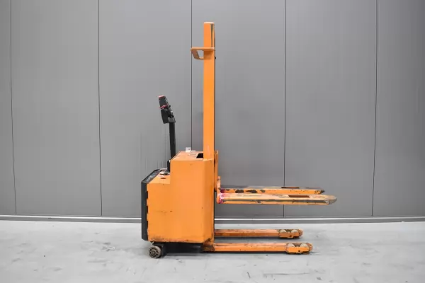 BRAUCKE 6953-51