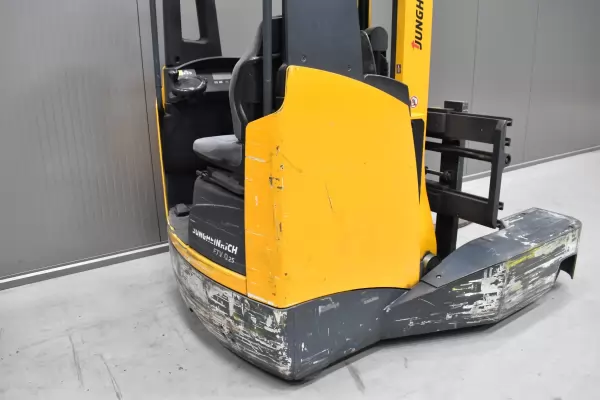 JUNGHEINRICH ETV Q 25