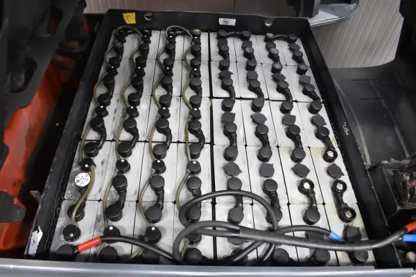 LINDE E 30 HL/600 - 01