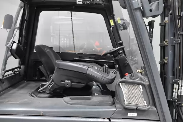 LINDE E 30 HL/600 - 01