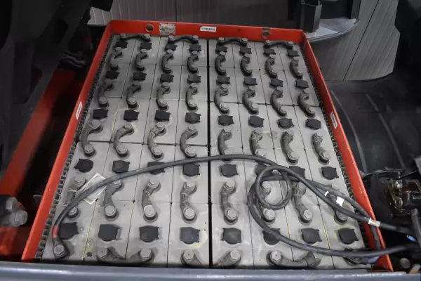 LINDE E 30 HL/600 - 01