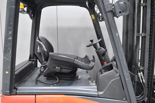 LINDE E 18 - 02
