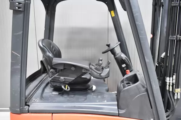 LINDE E 15 - 01