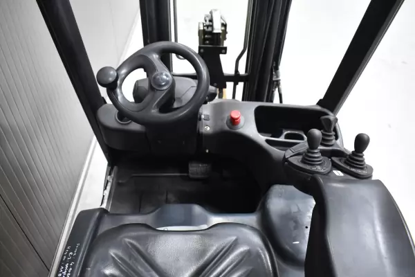 LINDE E 15 - 01
