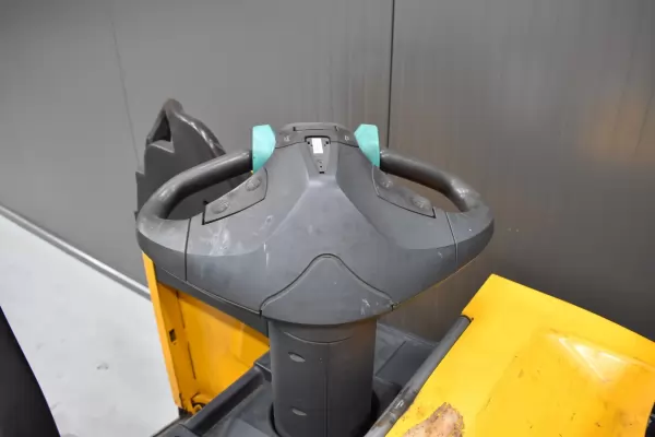 JUNGHEINRICH ERD 220