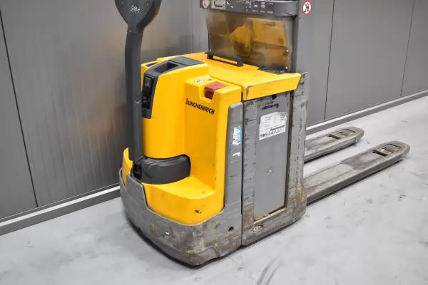 JUNGHEINRICH EJD 220