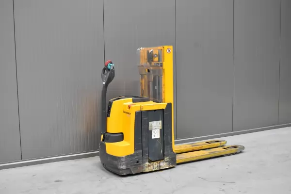 JUNGHEINRICH EJD 220