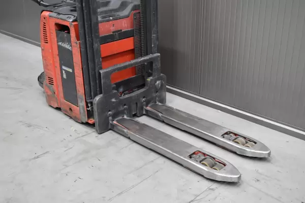LINDE D 12 AP