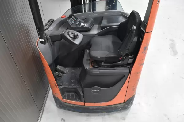 TOYOTA RRE 140 H