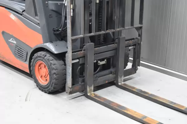 LINDE E 16 - 02
