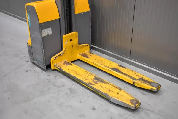 JUNGHEINRICH EMC 110