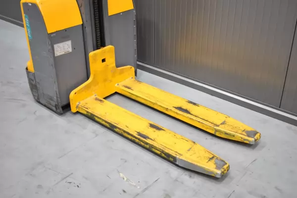 JUNGHEINRICH EMC 110