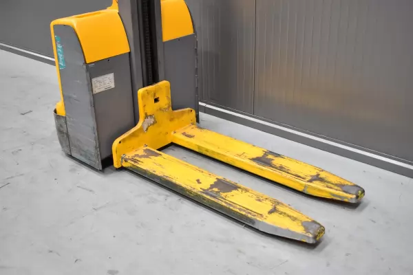 JUNGHEINRICH EMC 110