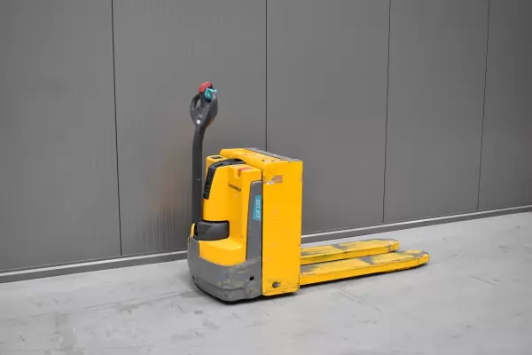 JUNGHEINRICH EJE C20