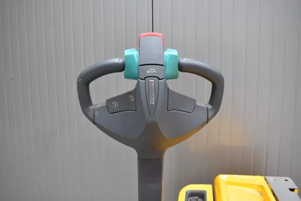JUNGHEINRICH EJE C20