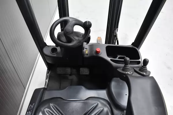 LINDE E 16 P - 01