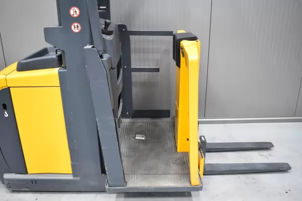 JUNGHEINRICH EKS 110