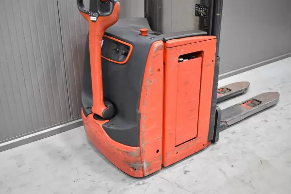 LINDE L16
