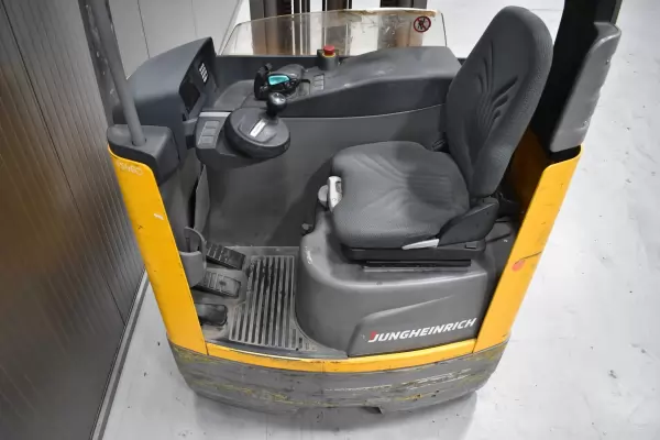 JUNGHEINRICH ETV 214
