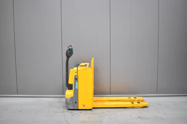 JUNGHEINRICH EJE C20