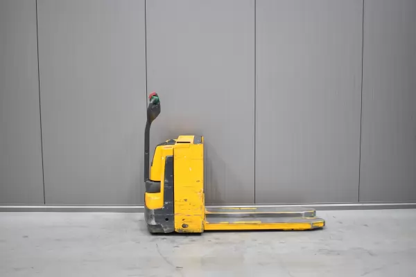 JUNGHEINRICH EJE C20