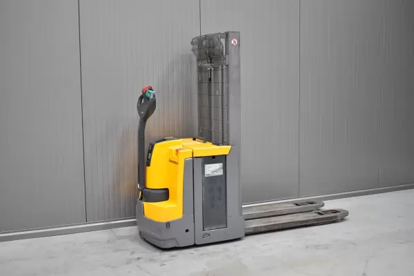 JUNGHEINRICH EJD 220