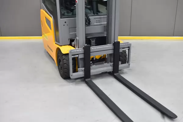 JUNGHEINRICH EFG 216 k