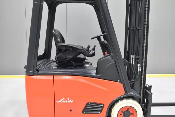 LINDE E 15 - 01