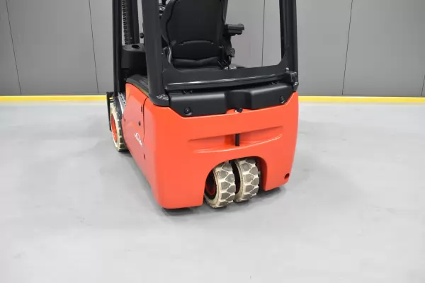 LINDE E 15 - 01