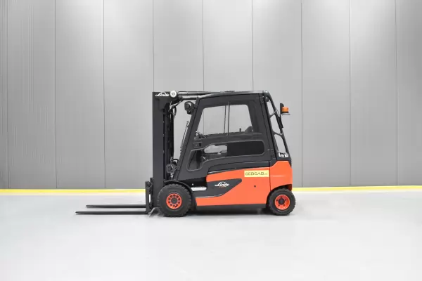 LINDE E 25 L - 01