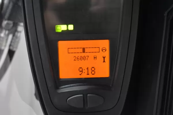 LINDE E 25 L - 01