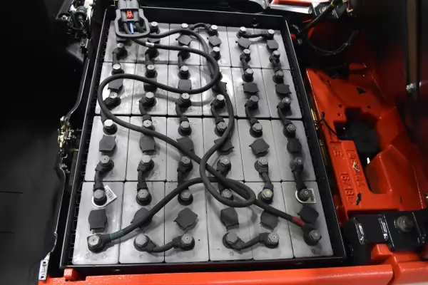 LINDE E 16 - 01