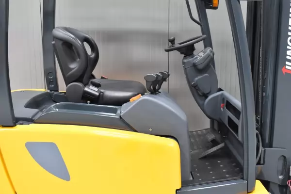 JUNGHEINRICH EFG 320 N