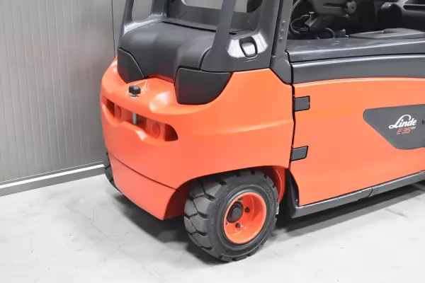 LINDE E 35 L - 01