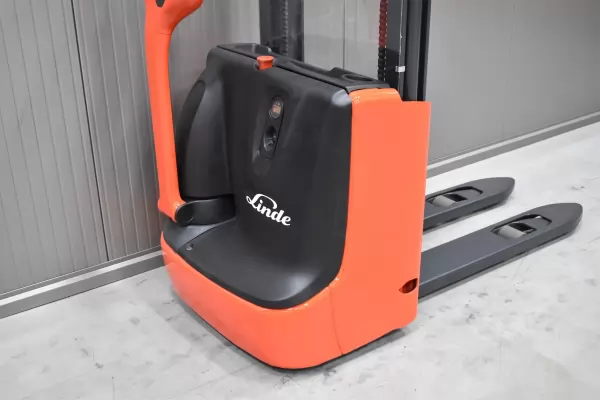LINDE L 12
