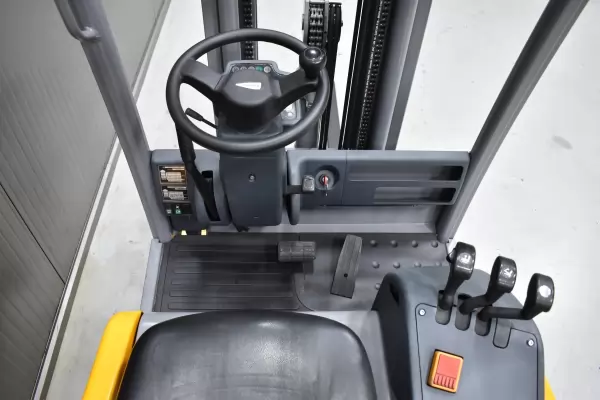 JUNGHEINRICH EFG 216 kn