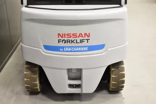 NISSAN G1Q2L30Q