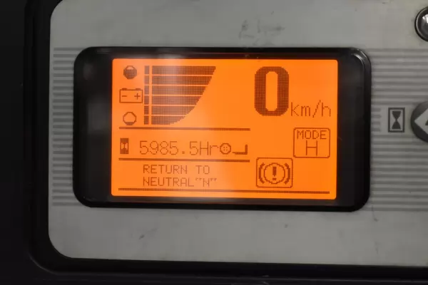 NISSAN G1Q2L30Q