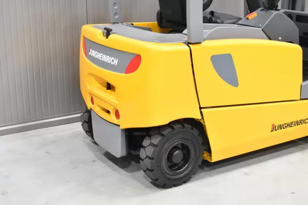 JUNGHEINRICH EFG 320 N