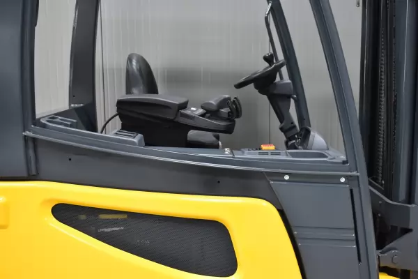 CATERPILLAR 2EPC6000