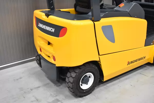 JUNGHEINRICH EFG 320 N