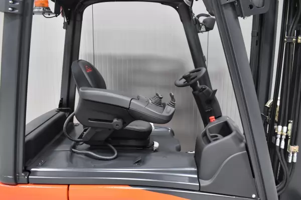 LINDE E 18 - 02