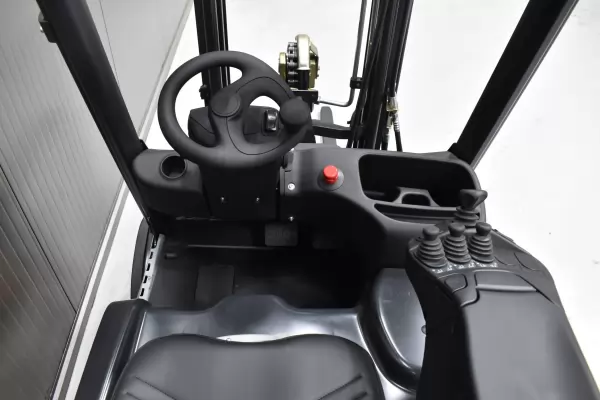 LINDE E 18 - 02