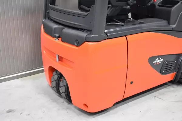 LINDE E 18 - 02