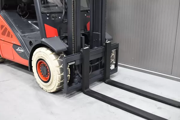LINDE H 25 D/600 - 02